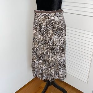 Women’s patterned skirt